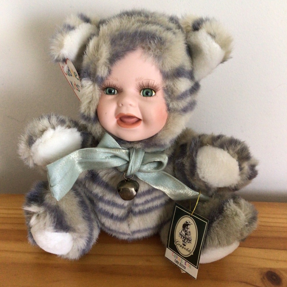 Cuddle Kids Cody Kitten Grey Porcelain doll Geppeddo
